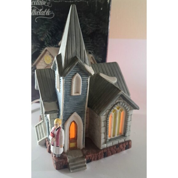Vintage Santas Best St Christophers Church Christmas Village W Box Lighted 1992 - Picture 1 of 6